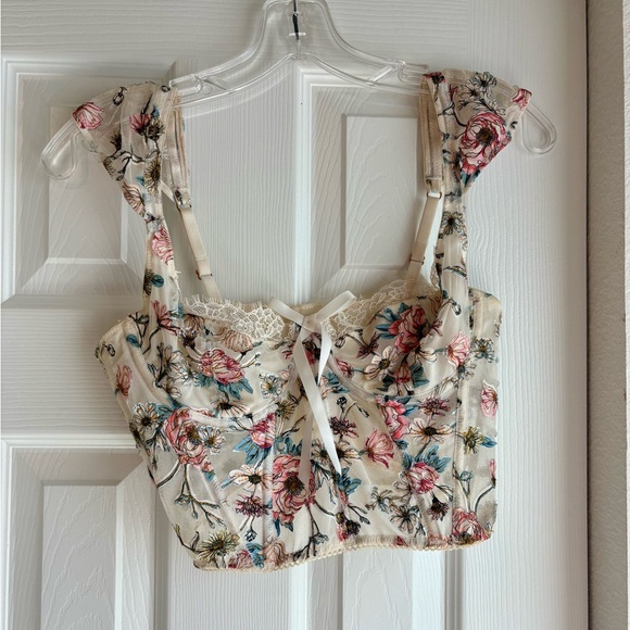 VS Angel top - Picture 4 of 6